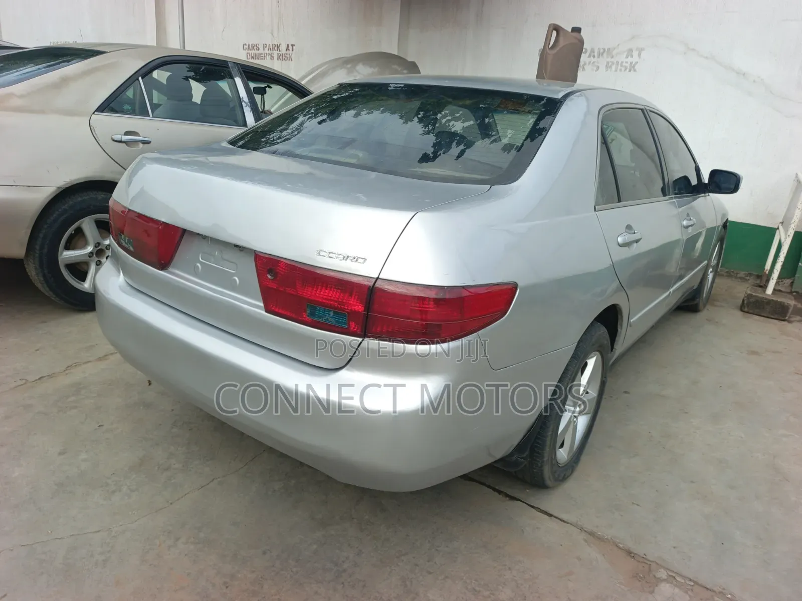 Honda Accord 2005 Silver