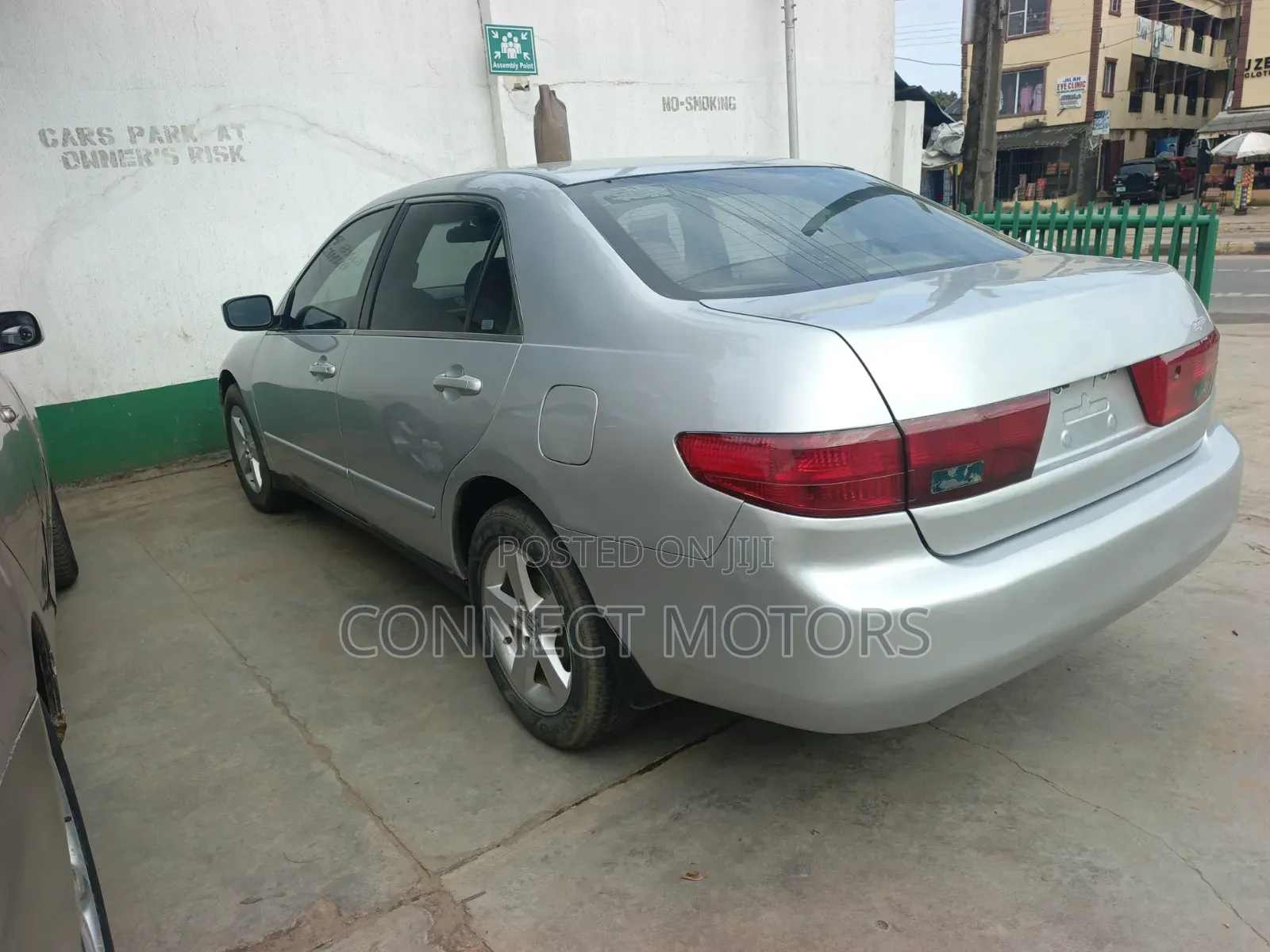 Honda Accord 2005 Silver
