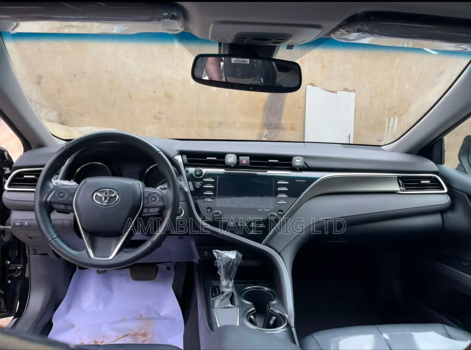 Toyota Camry 2018 Black