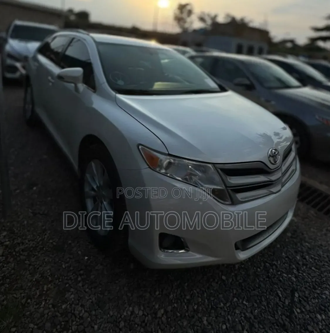 Toyota Venza XLE 2013 White