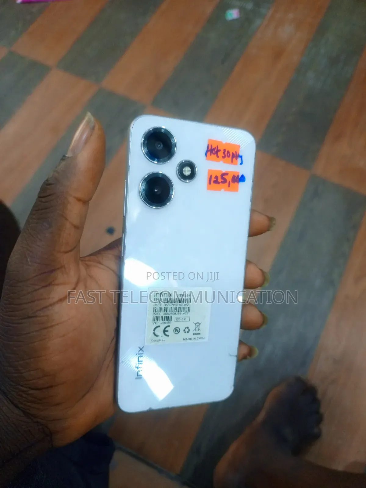 Infinix Hot 30 Play 128 GB White