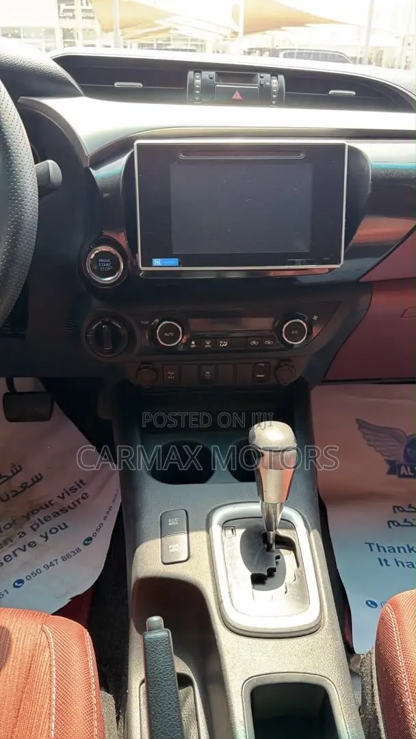 Toyota Hilux SR5+ 4x4 2019 White