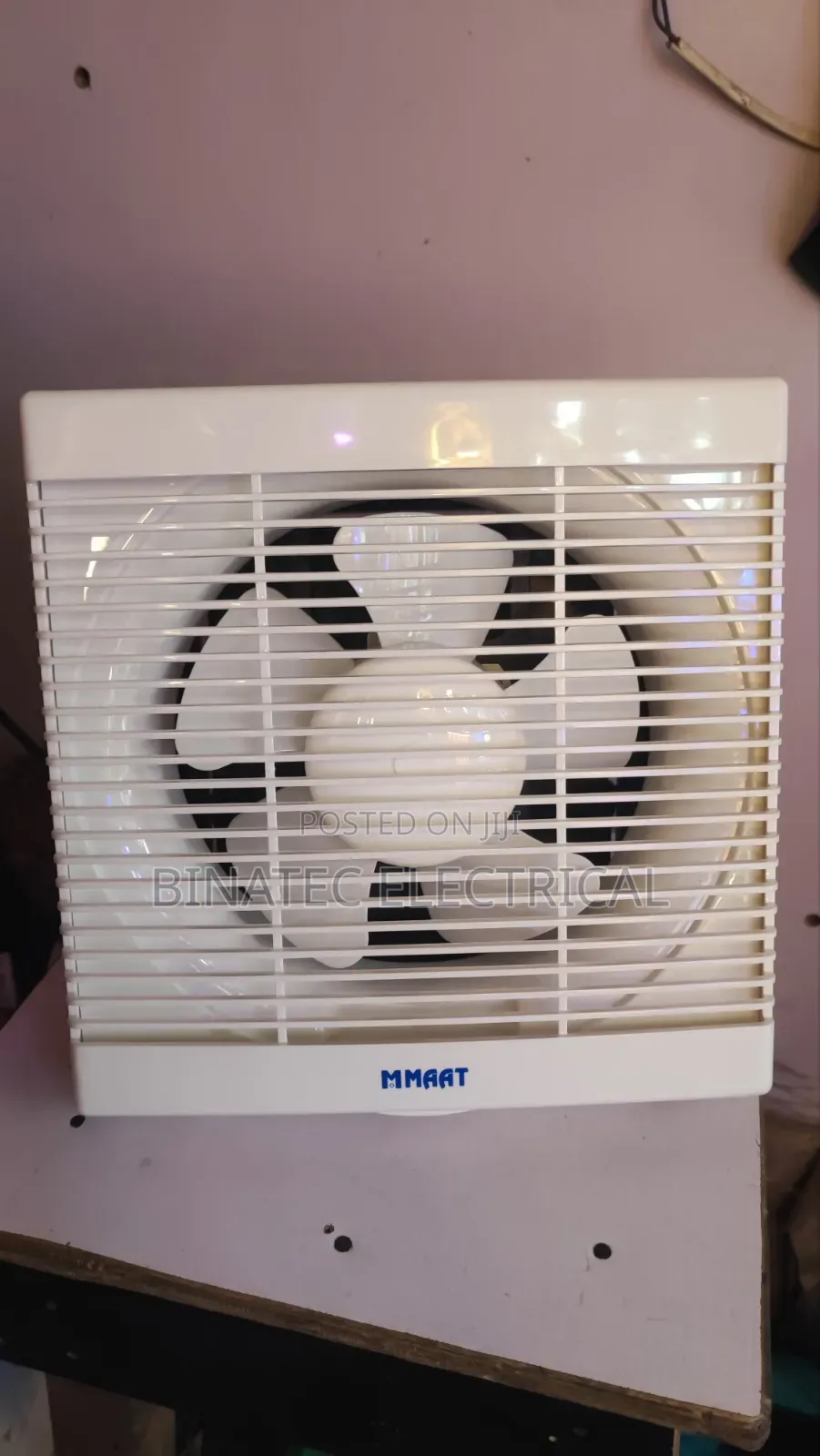 Extractor Fans – Wall, Ceiling & Industrial Ventilation Fans