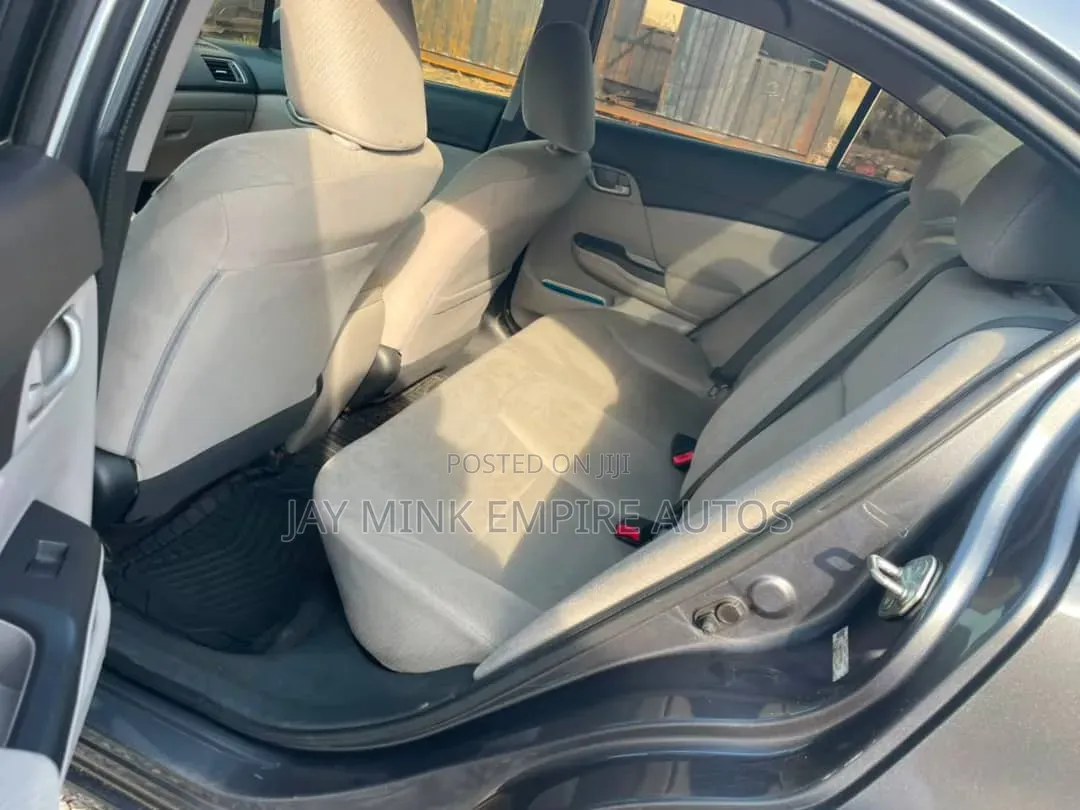 Honda Civic 2013 Gray