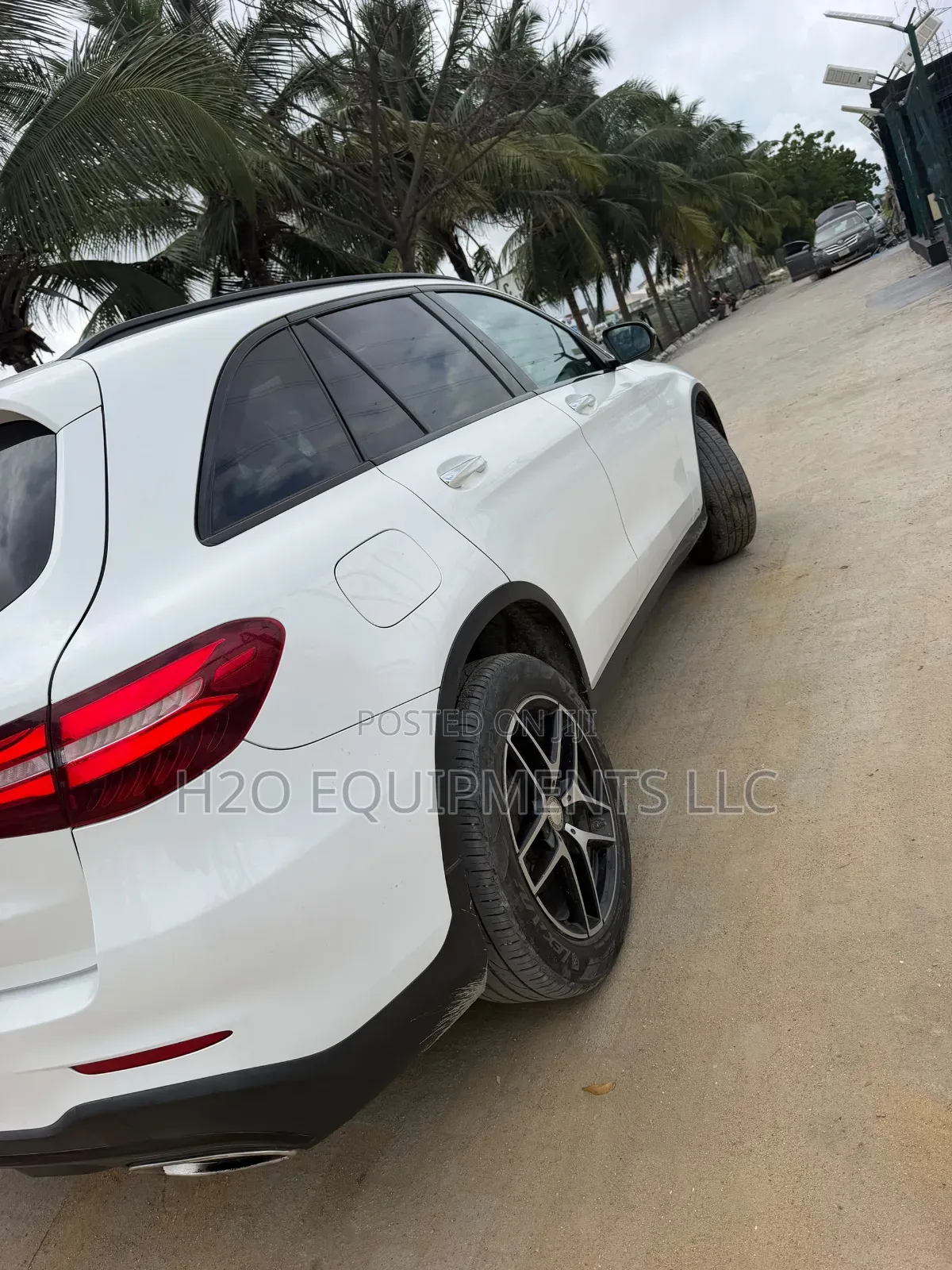 Mercedes-Benz GLC-Class 2017 White