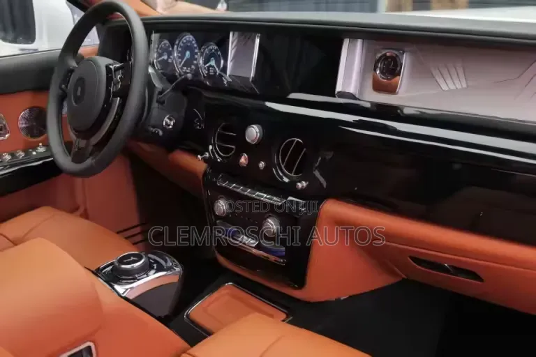 High Quality Certified New Interior Upgrade on Rolls-Royce Phantom