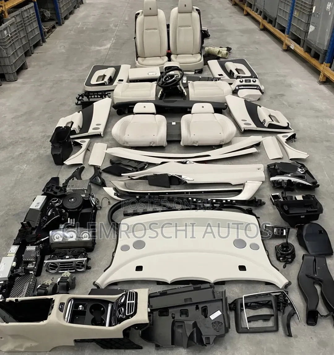 High Quality Certified Interior Seats, Door Mats, Console RR Cullinan