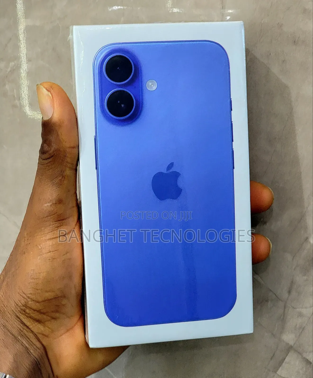 New Apple iPhone 16 128 GB Blue