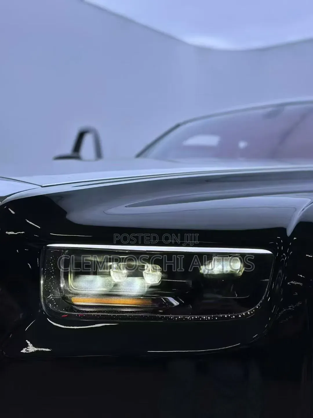 High Quality Certified Complete New Head Lamp Rolls-Royce Phantom 2026