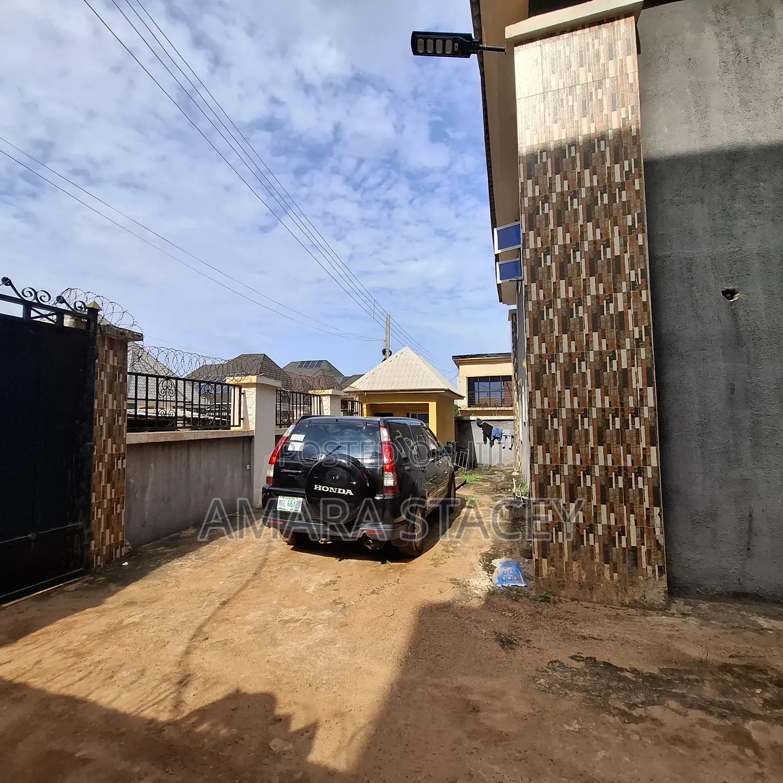 3bdrm Block of Flats in Enugu for sale