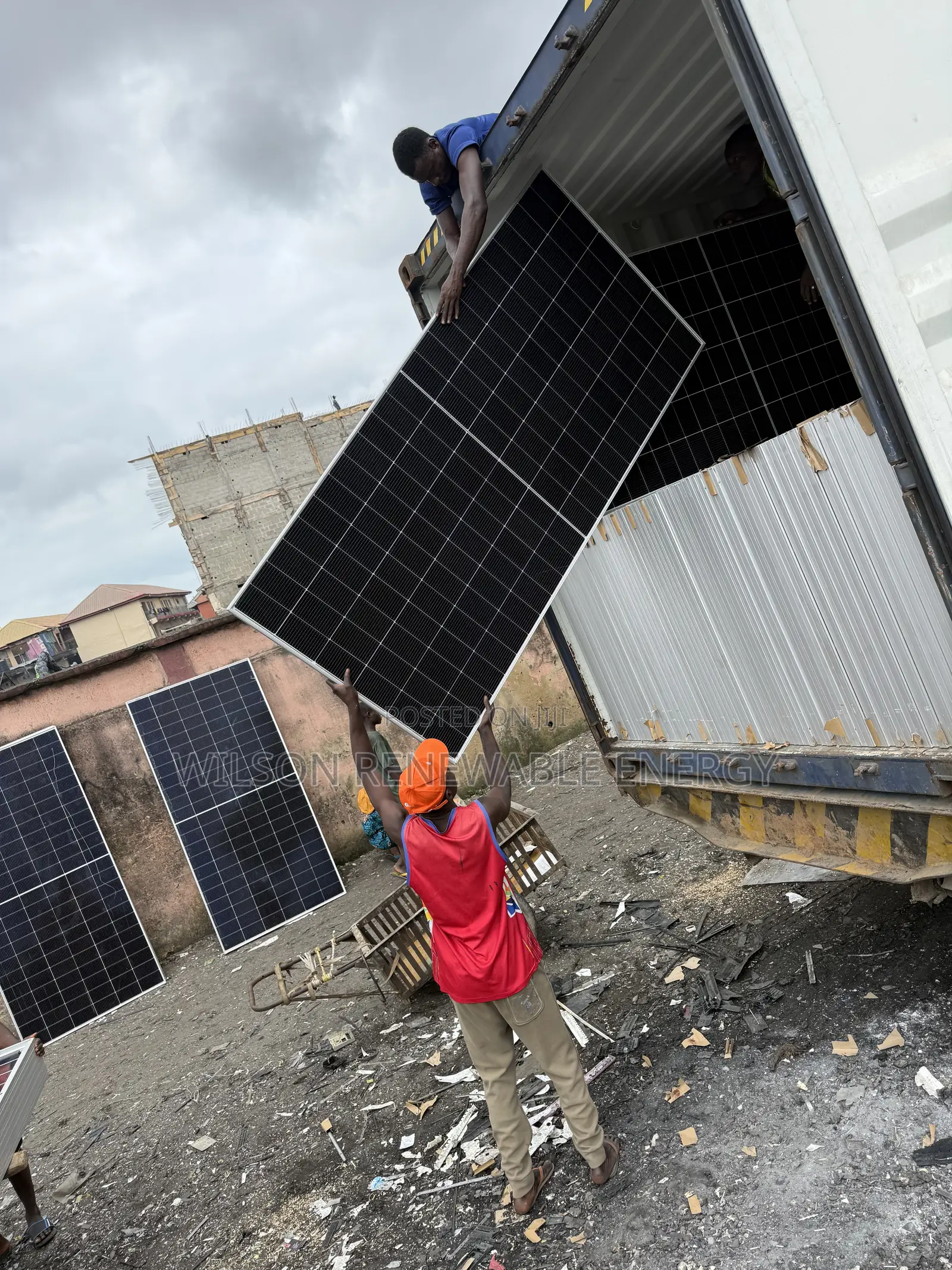 650w Jinko Bifacial Solar Panel (Grade B)