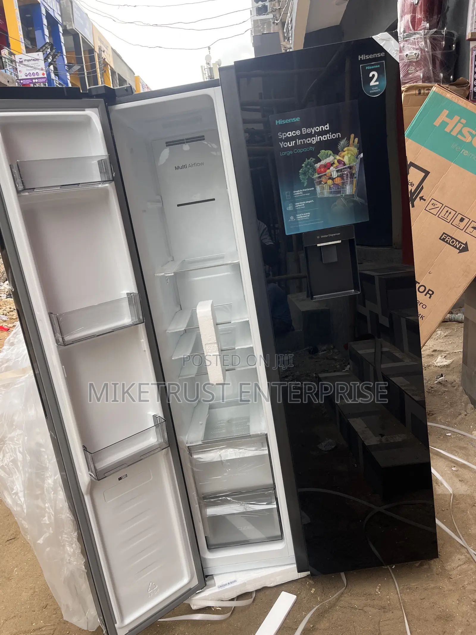 Hisense Side by 529L Black Inverter Refrigerator With Water Dispenser