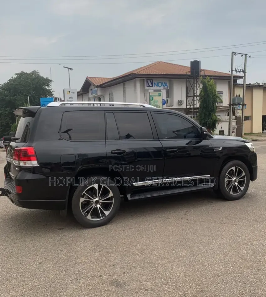 Toyota Land Cruiser 2020 Black
