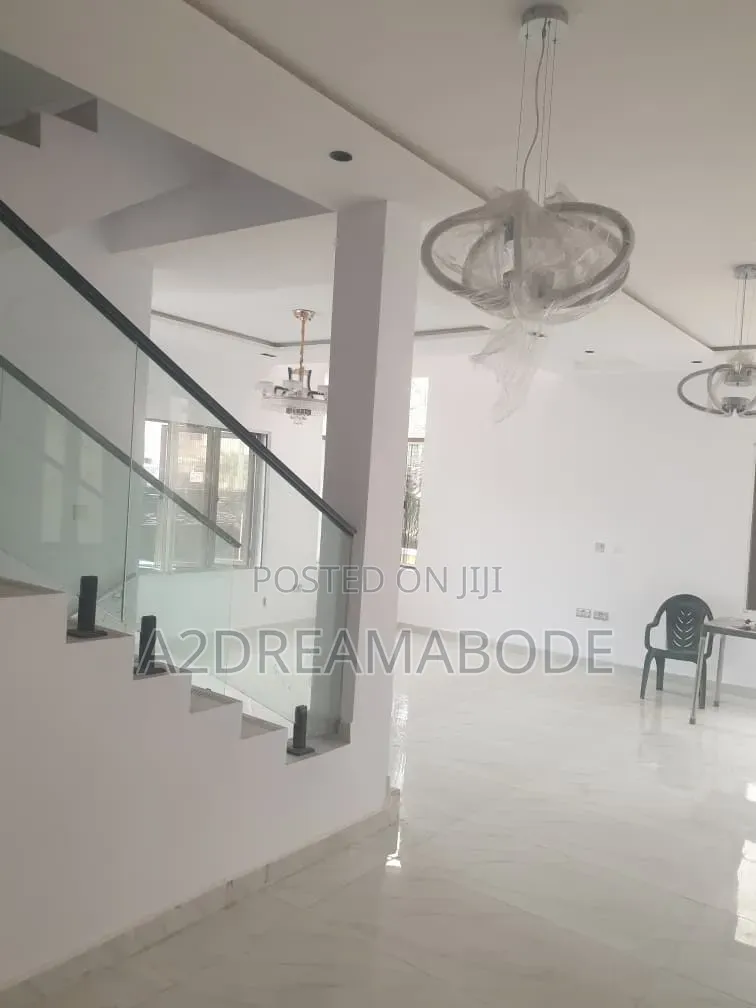 5bdrm Duplex in Magodo, GRA Phase 2 Shangisha for sale