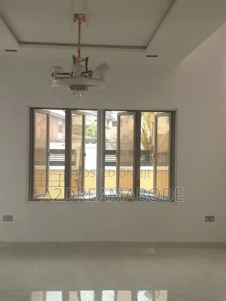 5bdrm Duplex in Magodo, GRA Phase 2 Shangisha for sale