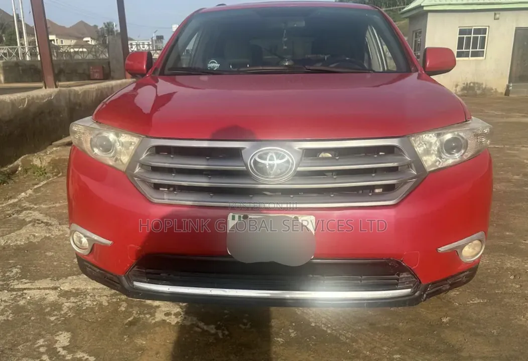 Toyota Highlander 2013 Red