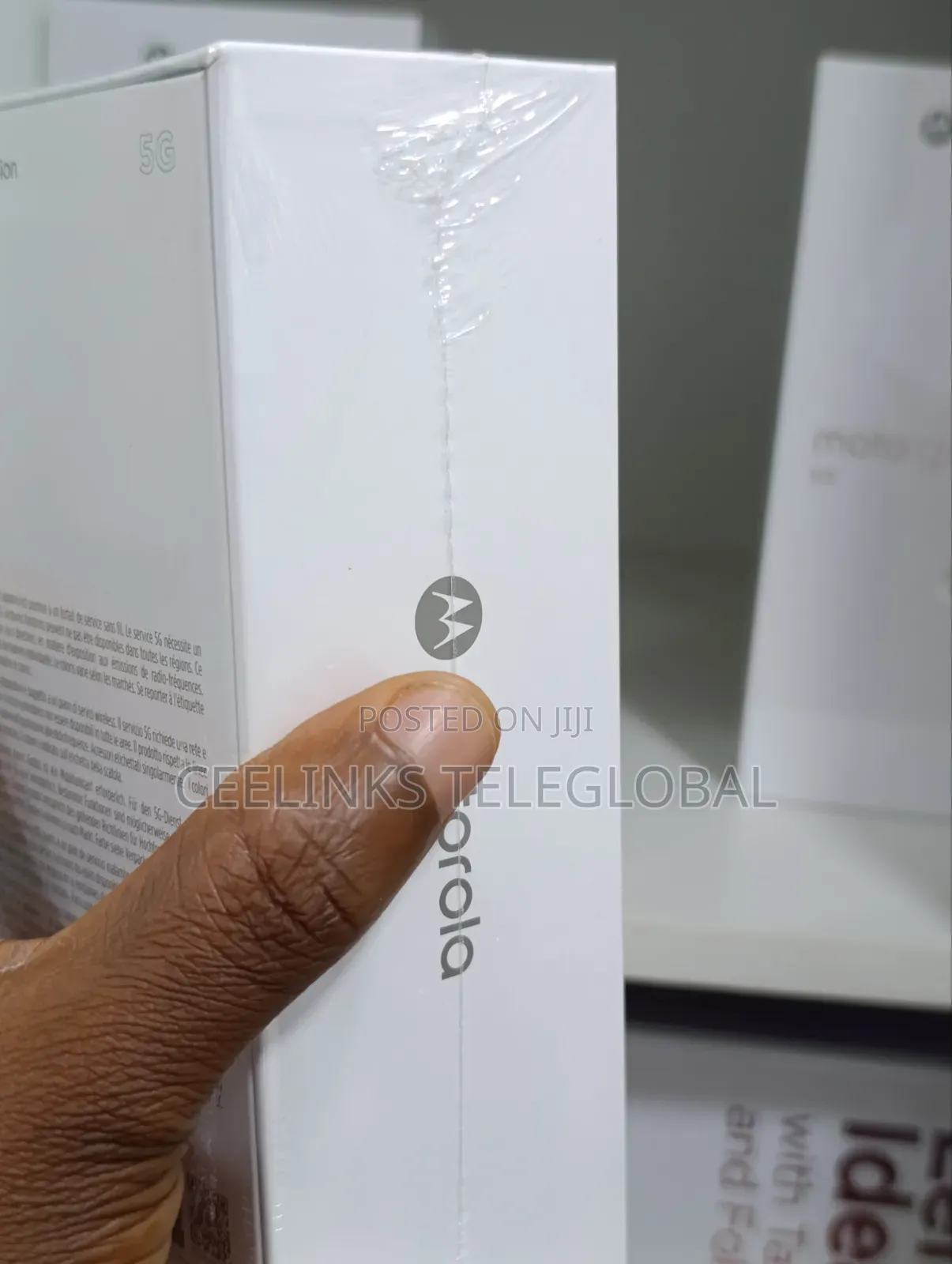 New Motorola Edge 70 Fusion 256 GB Gold