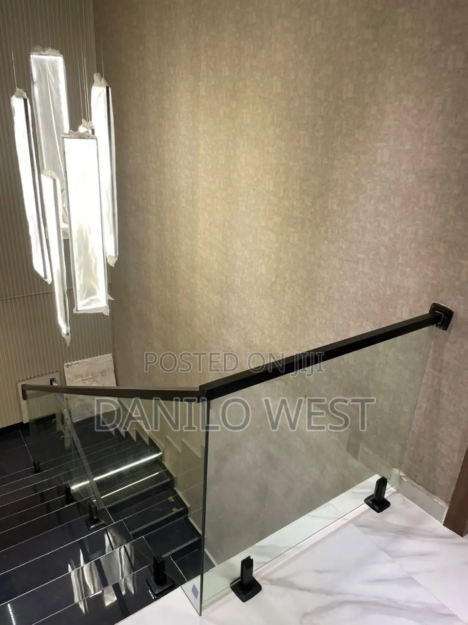 Stainless Rail for Balcony With Glass