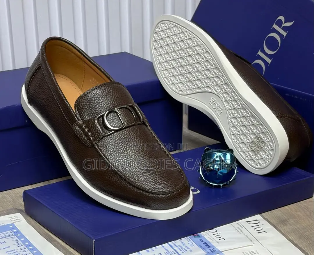 Men's Black Grained Leather Buckle Slip-on Loafers