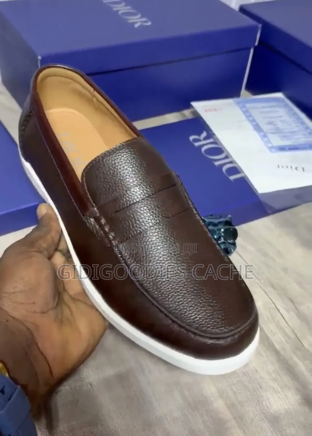 Men's Black Grained Leather Buckle Slip-on Loafers