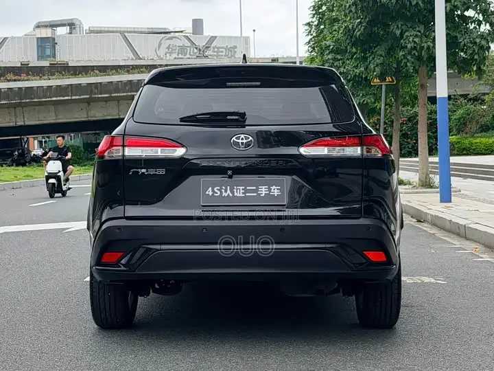 Toyota Frontlander 2023 Black