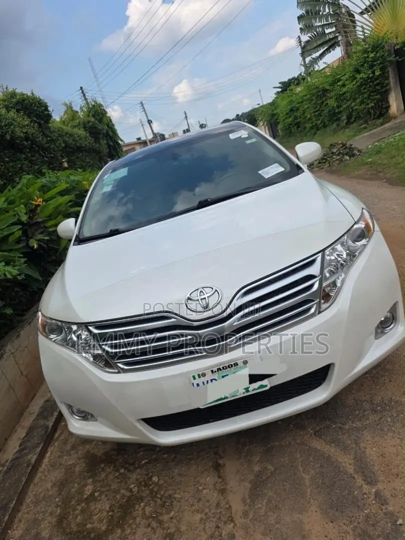 Toyota Venza AWD 2012 White