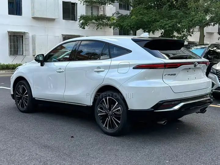 Toyota Venza 2023 White