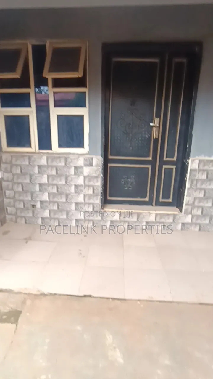 1bdrm Room & Parlour in Ayobo for rent