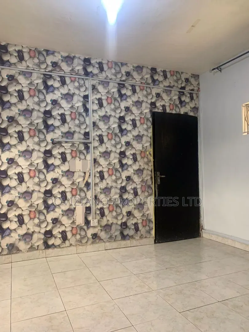 Mini Flat in Awolowo Road for rent