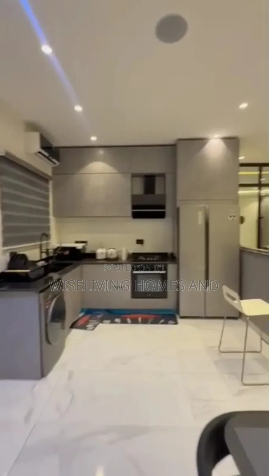 Furnished 3bdrm Apartment in Lekki Phase One for sale
