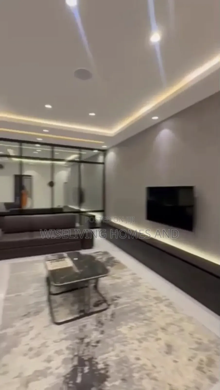 Furnished 3bdrm Apartment in Lekki Phase One for sale