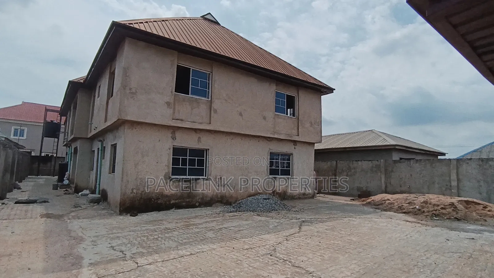 1bdrm Room & Parlour in Ayobo for rent