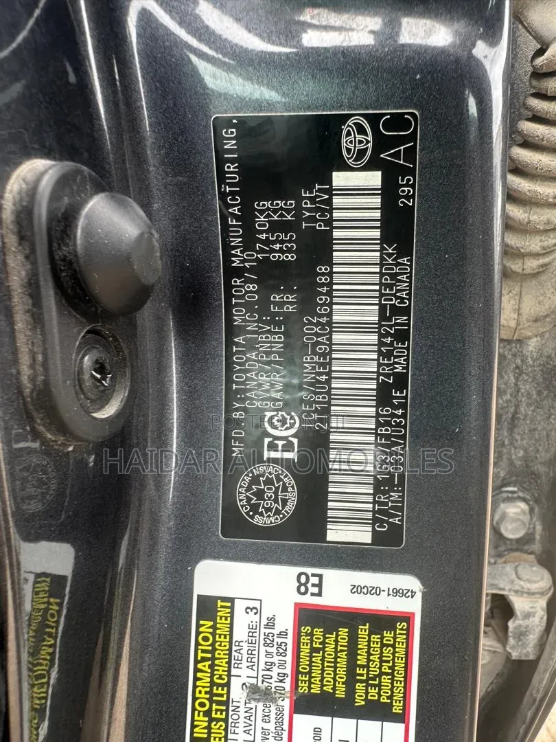 Toyota Corolla LE 4dr Sedan (1.8L 4cyl 4A) 2010 Gray