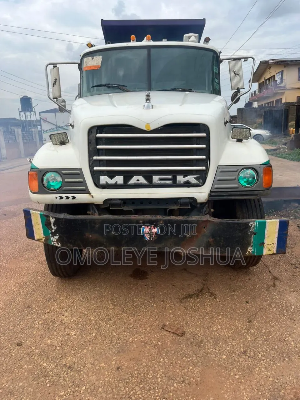 Mack Trailer