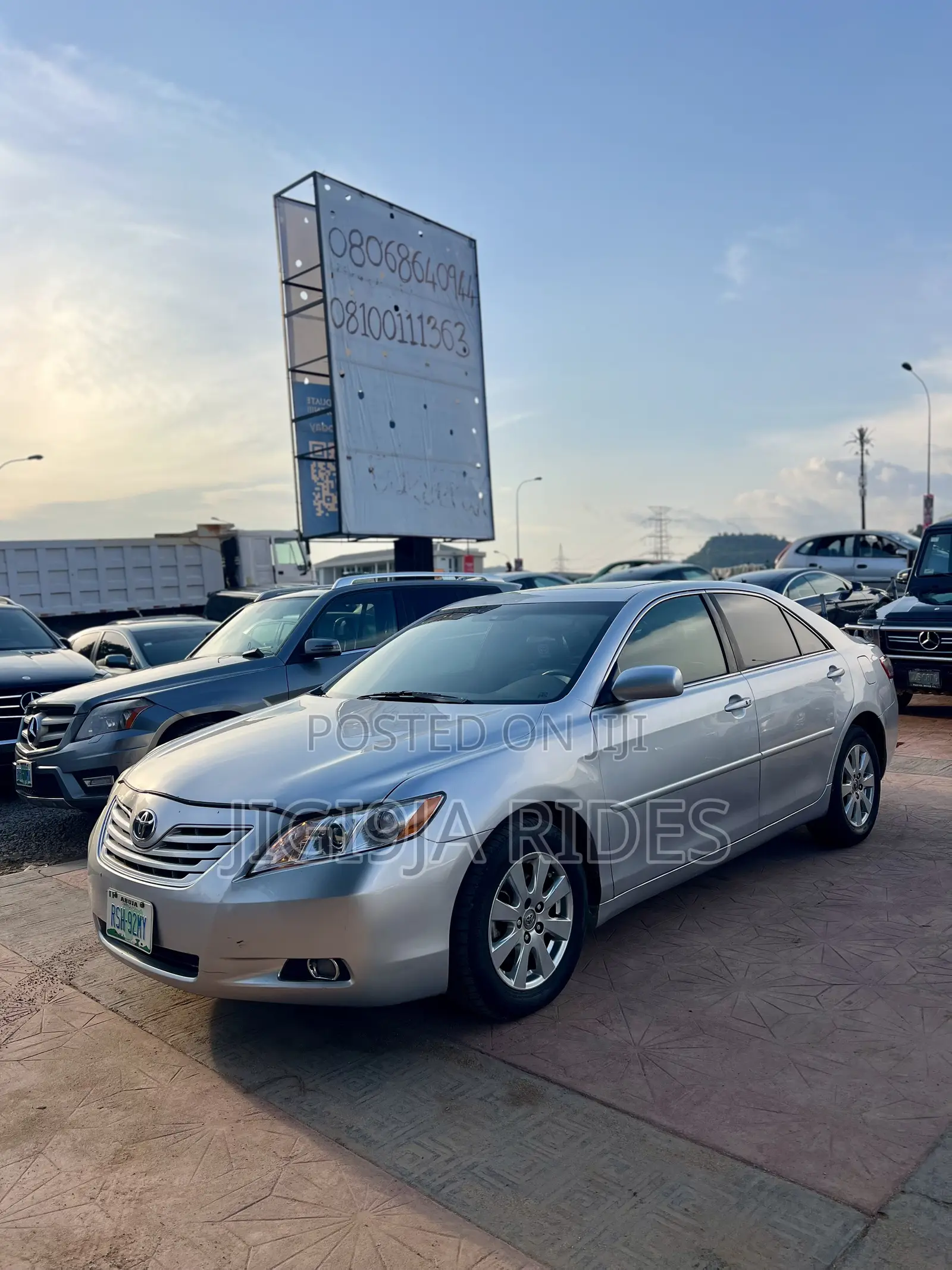 Toyota Camry XLE V6 4dr Sedan (3.5L 6cyl 6AM) 2008 Silver