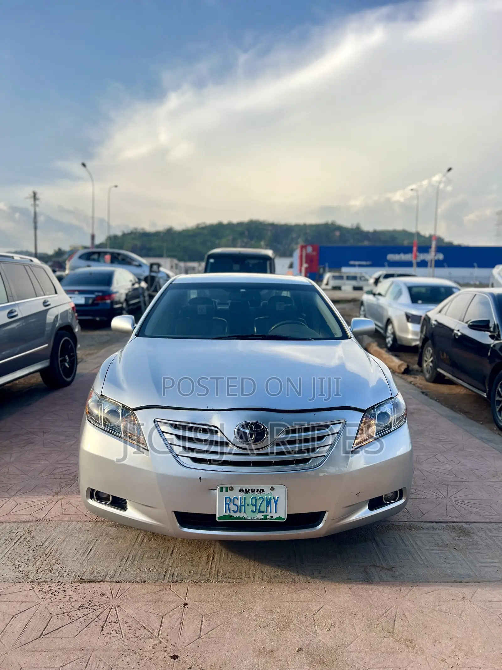 Toyota Camry XLE V6 4dr Sedan (3.5L 6cyl 6AM) 2008 Silver