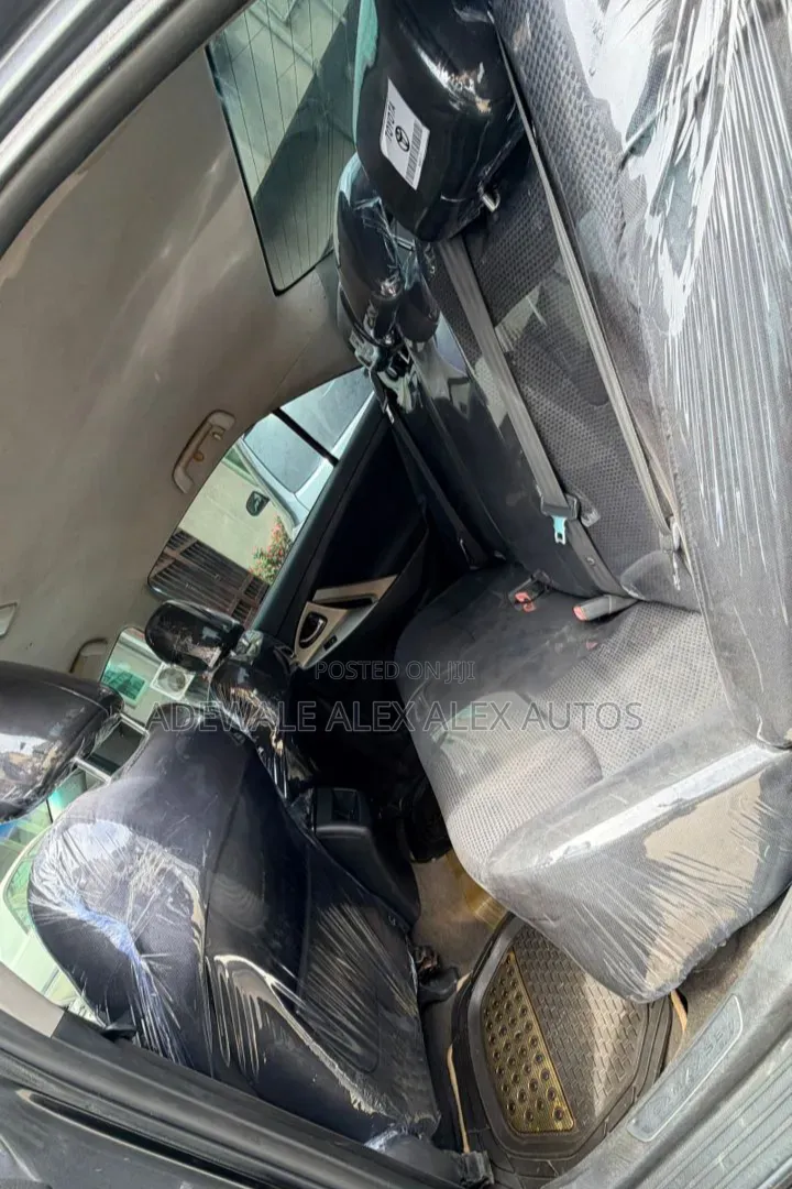 Toyota Camry 2010 Gray