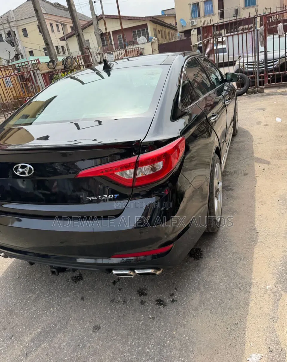 Hyundai Sonata Sport 2.0T Sedan FWD (2.0L 4cyl 6A) 2016 Black