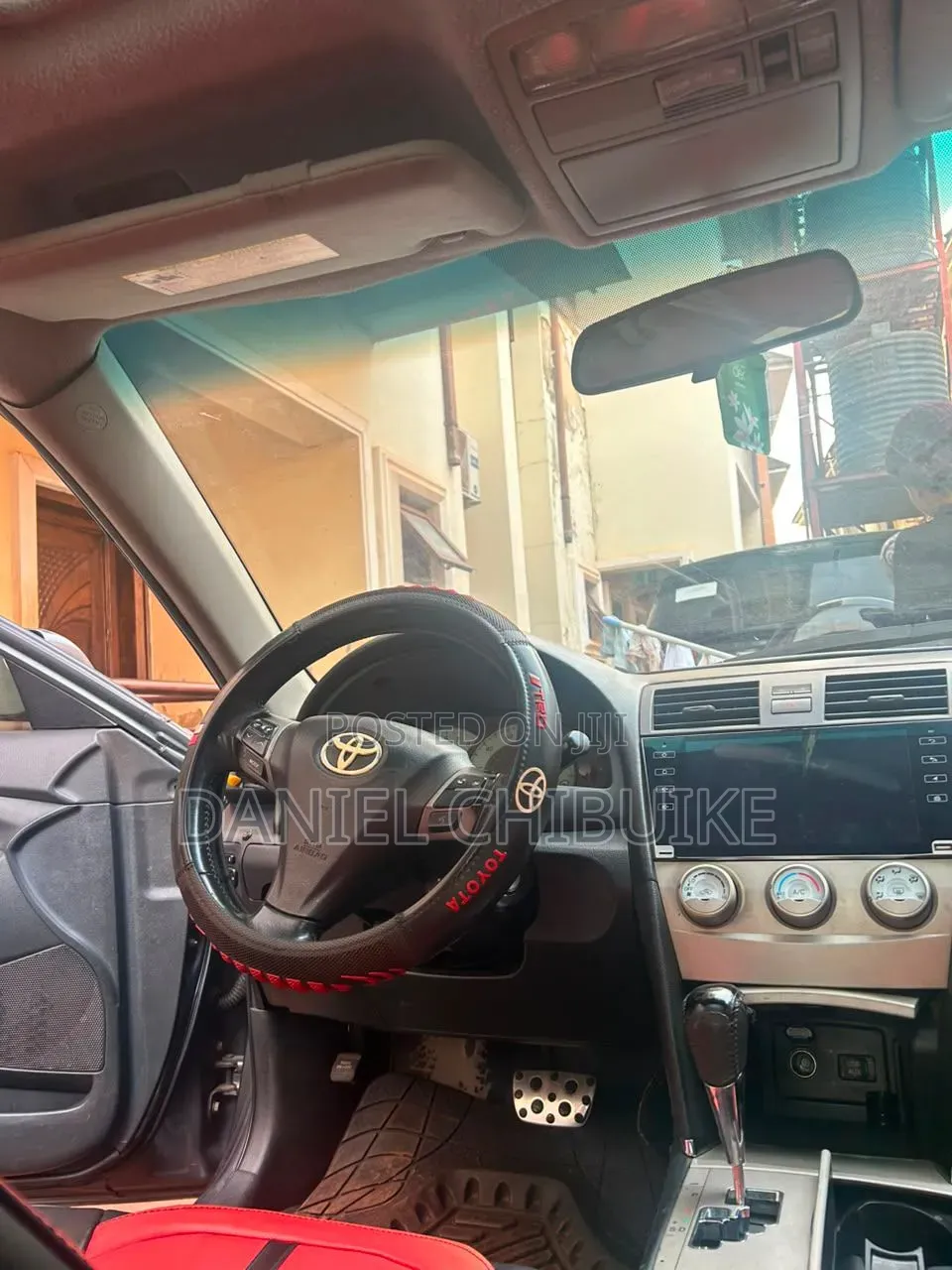 Toyota Camry 2011
