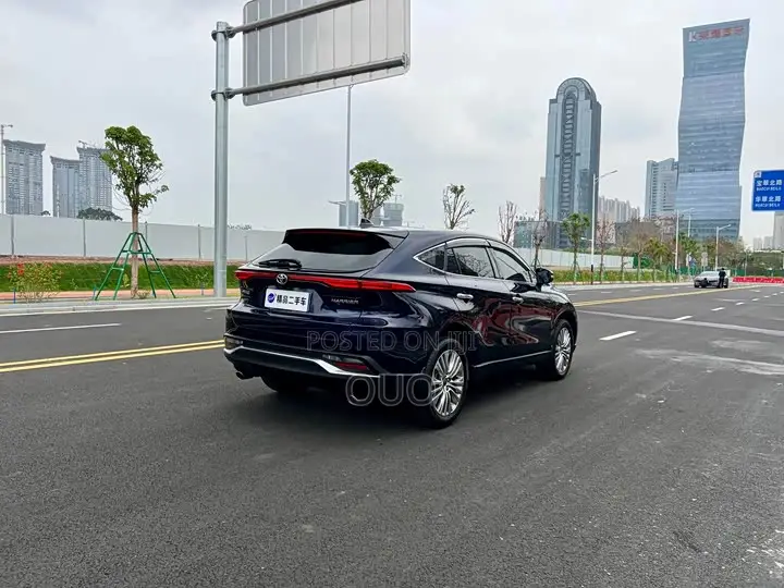 Toyota Harrier 2022 Blue