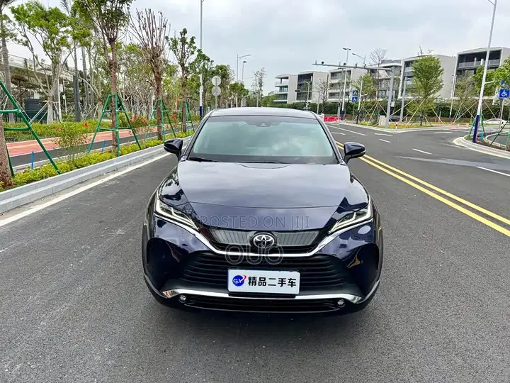 Toyota Harrier 2022 Blue