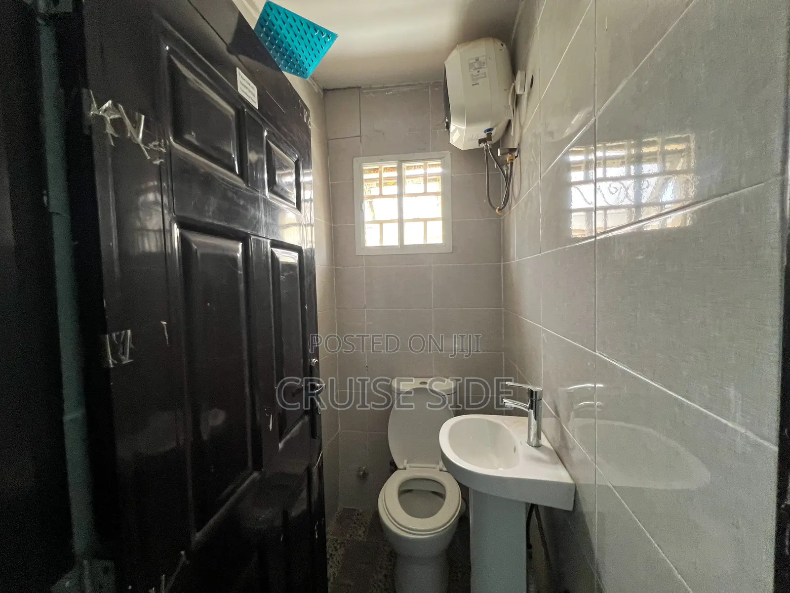 3bdrm Townhouse/Terrace in Brains & Hammers, Life Camp for sale