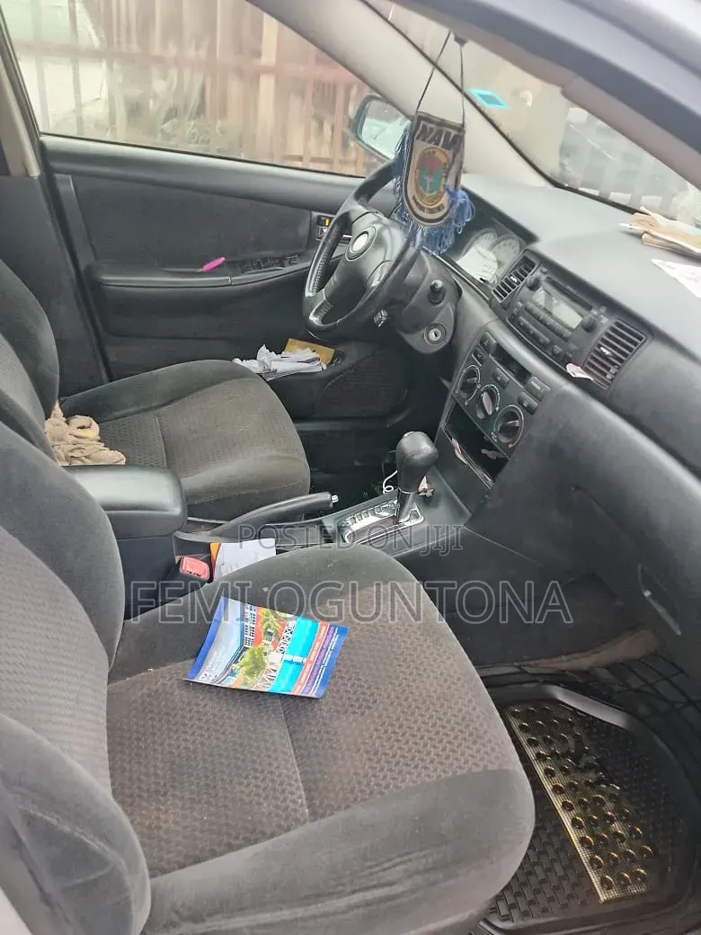 Toyota Corolla 2006 Silver