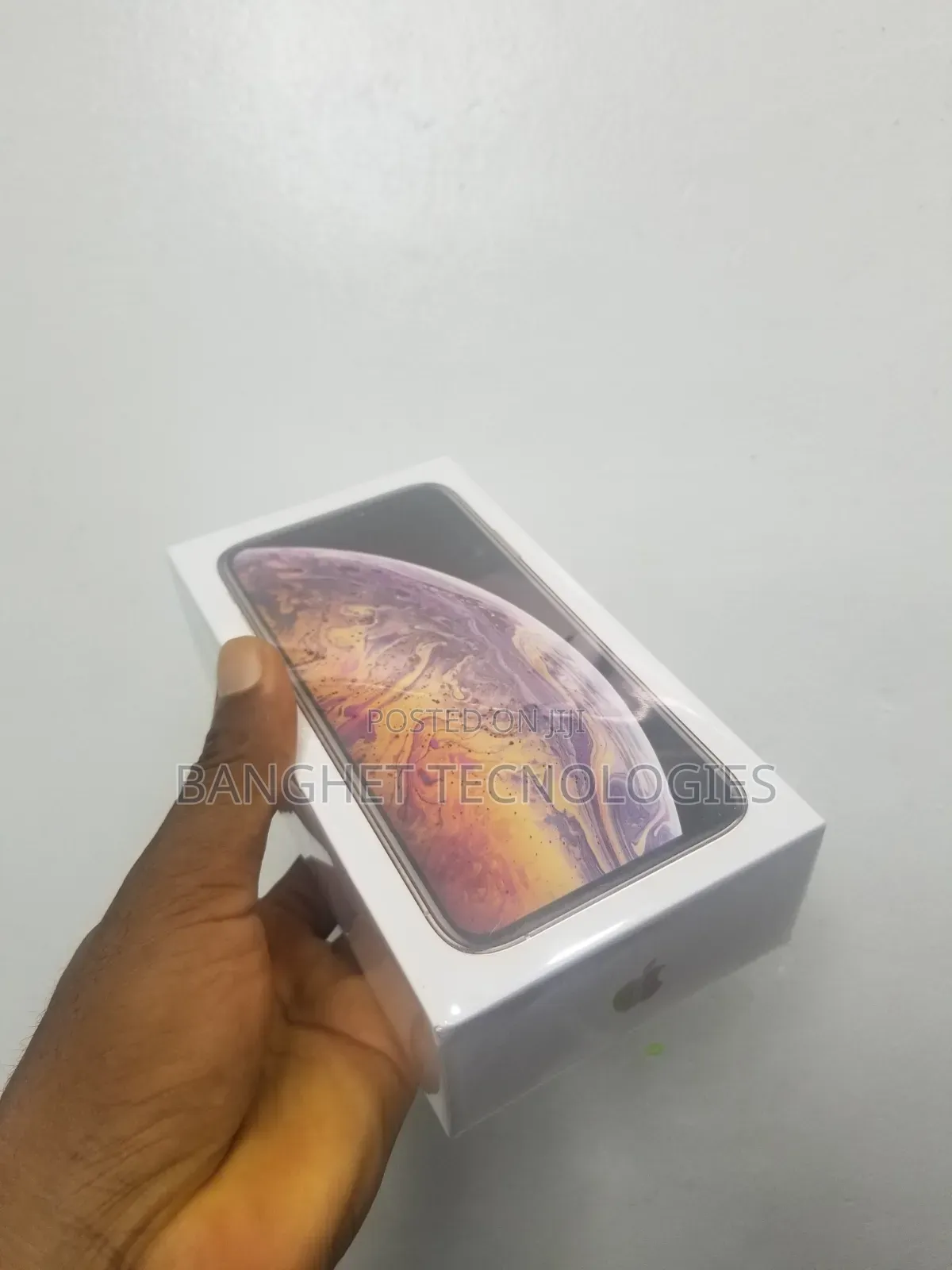 New Apple iPhone XS Max 256 GB Gold