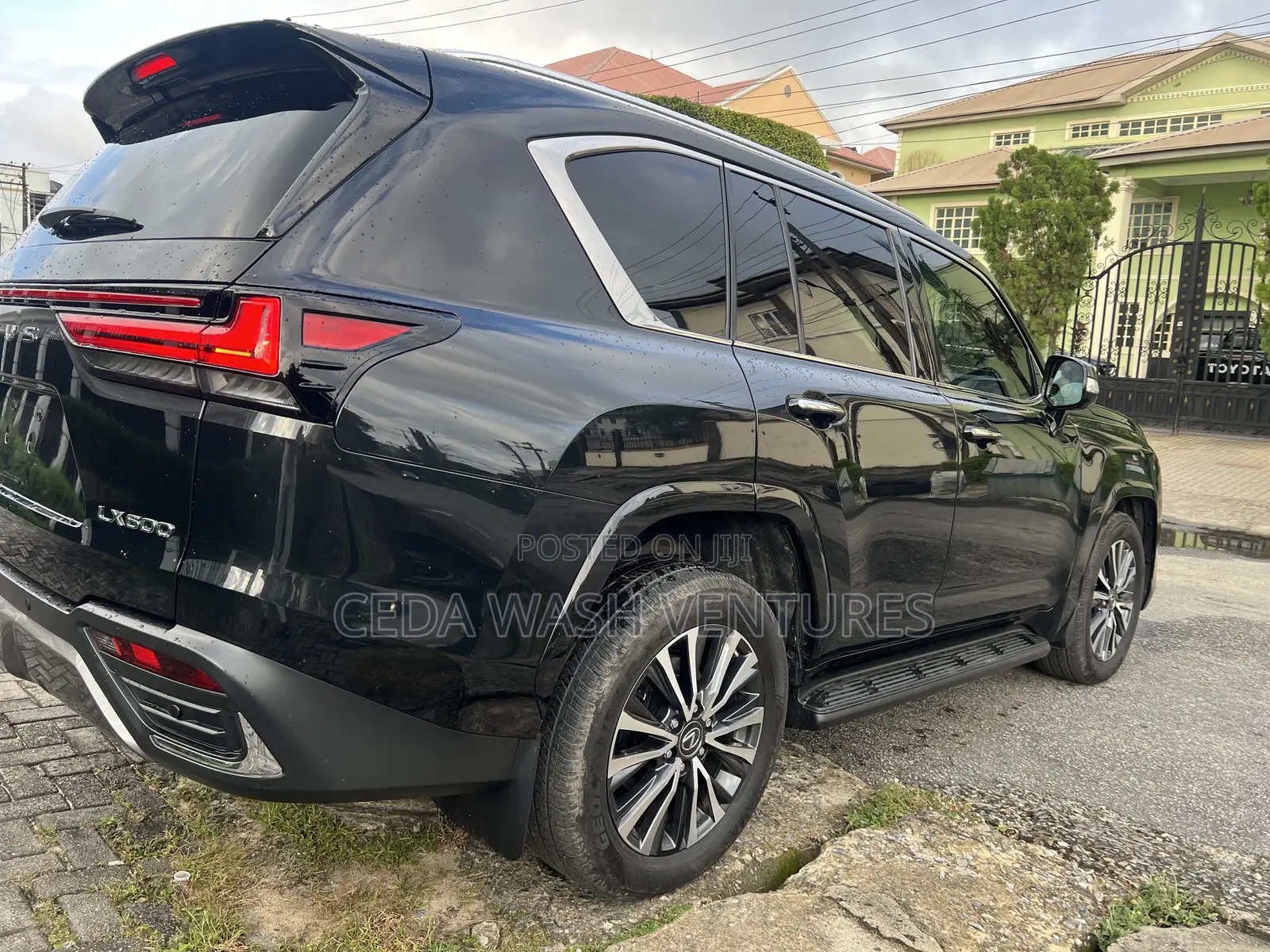 Lexus LX 600 2023 Black