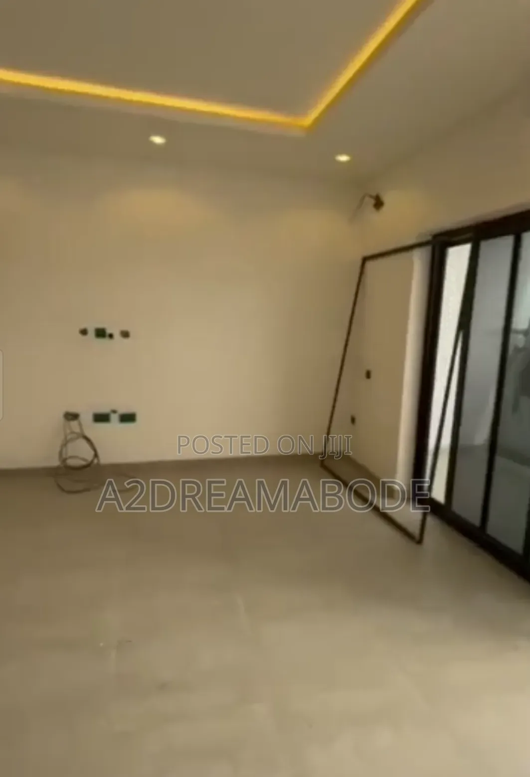 3bdrm Apartment in Ogudu for sale