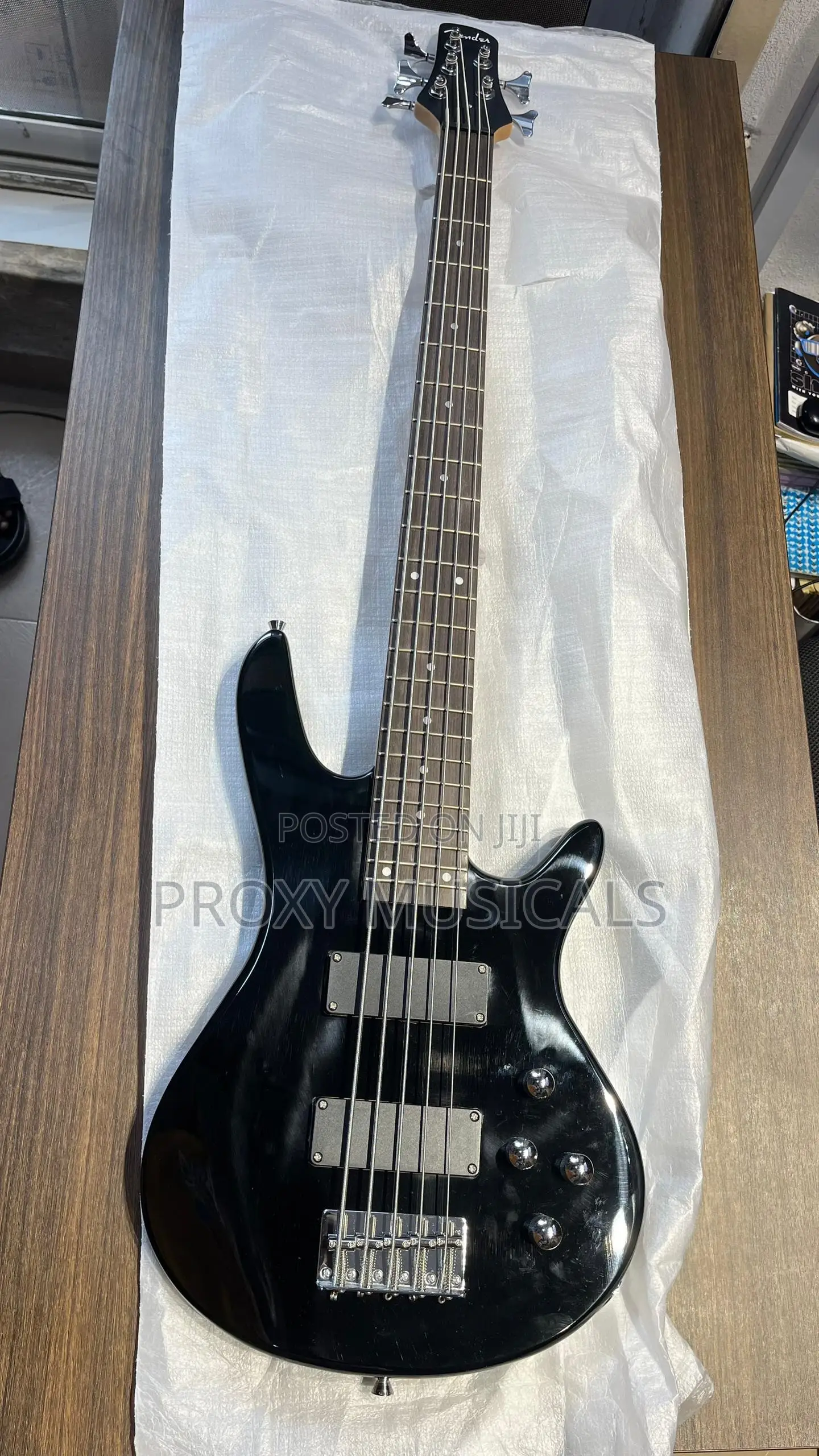 Classic Fender Passive Electric Bass Guitar