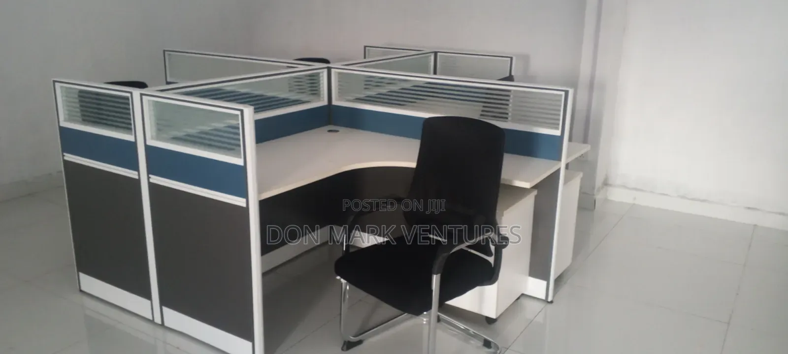 Work Station Table
