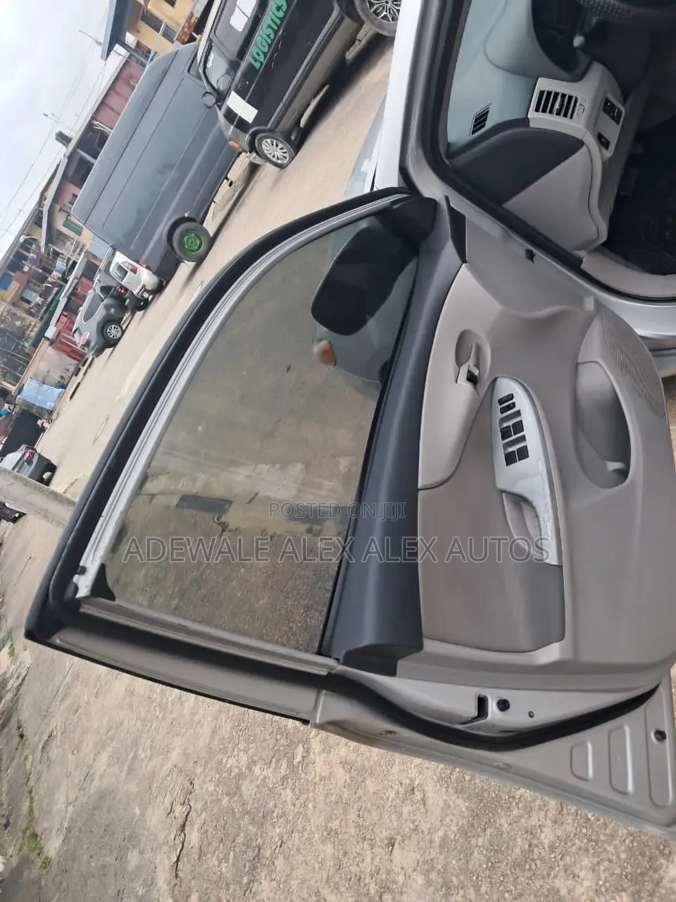Toyota Corolla 2011 Silver