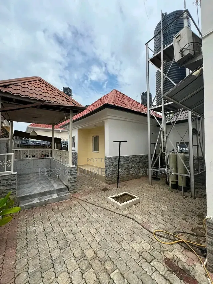 3bdrm Duplex in Naf Valley Estate , for sale
